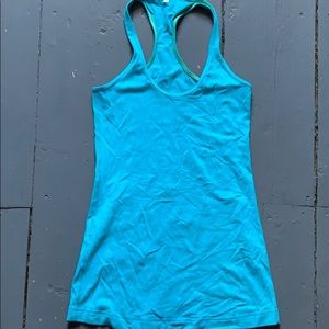 Lululemon tank